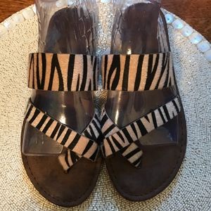 NWT Seven7 Zebra print Sandals